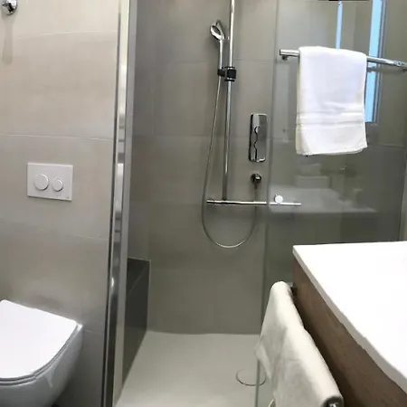Hotel Im Engel 4*