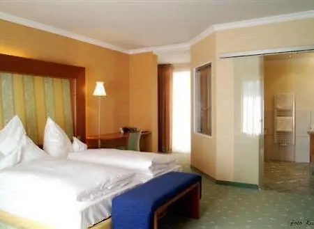 Im Engel Hotel 4*